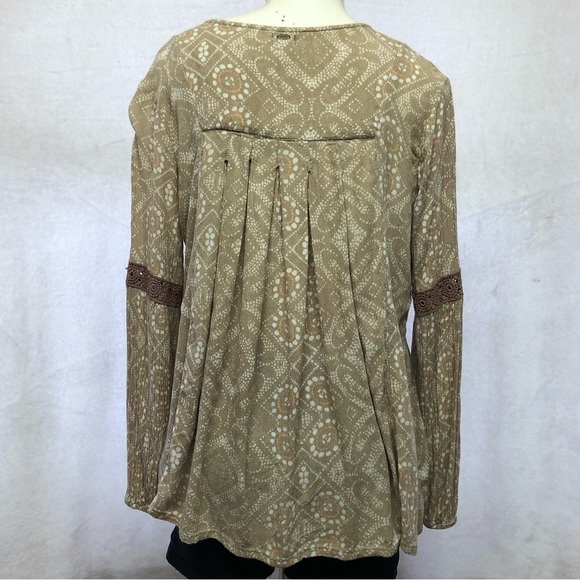 O’NEILL Brown Boho Flowy V-Neck Babydoll Top With Crochet Detailing Size Medium - Picture 2 of 12